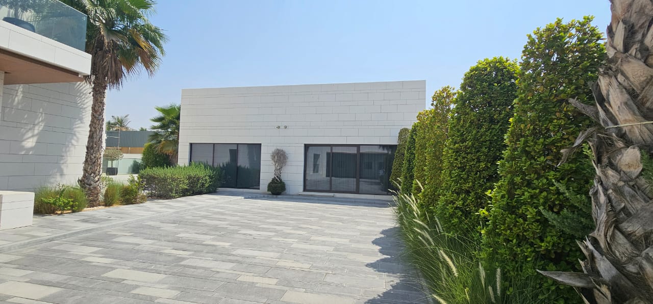 WhatsApp Image 2026-01-05 at 8.00.41 PM (1)